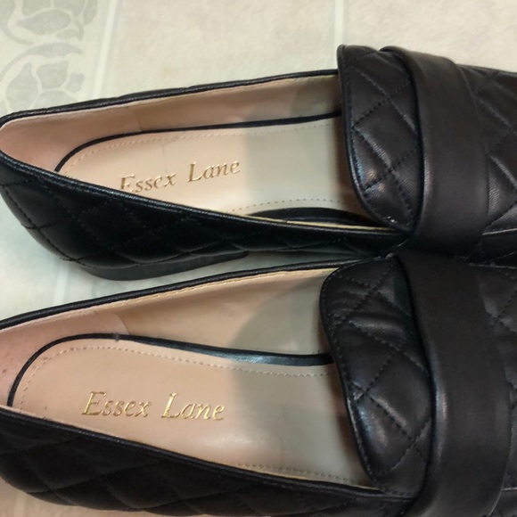 Essex Lane El-Tessie Quilted black loafer - Picture 2 of 4